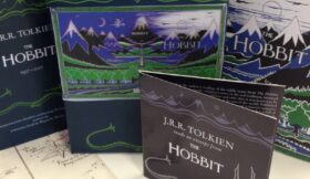 [PRÉ-VENDA] The Hobbit – Facsímile Gift Edition